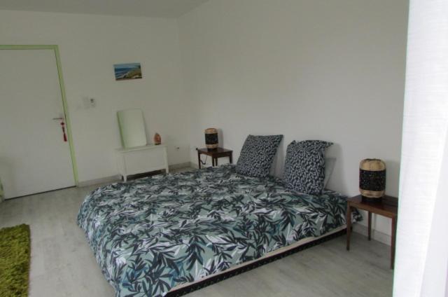 Chambre 20M2 Avec Salle De Bain Privee Dans Maison En Bois Лавор Екстериор снимка