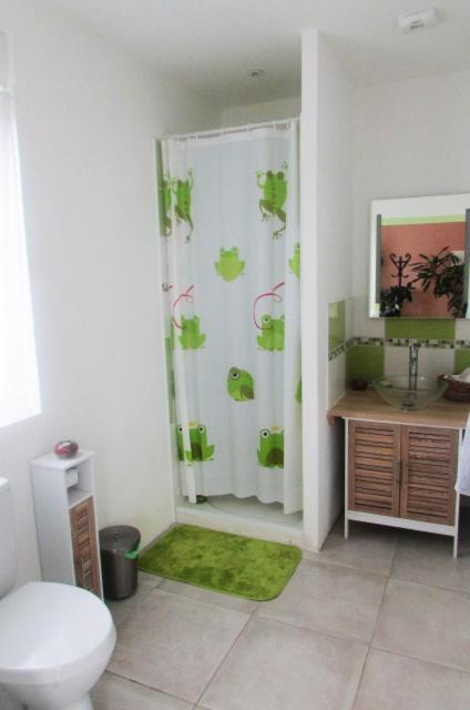 Chambre 20M2 Avec Salle De Bain Privee Dans Maison En Bois Лавор Екстериор снимка