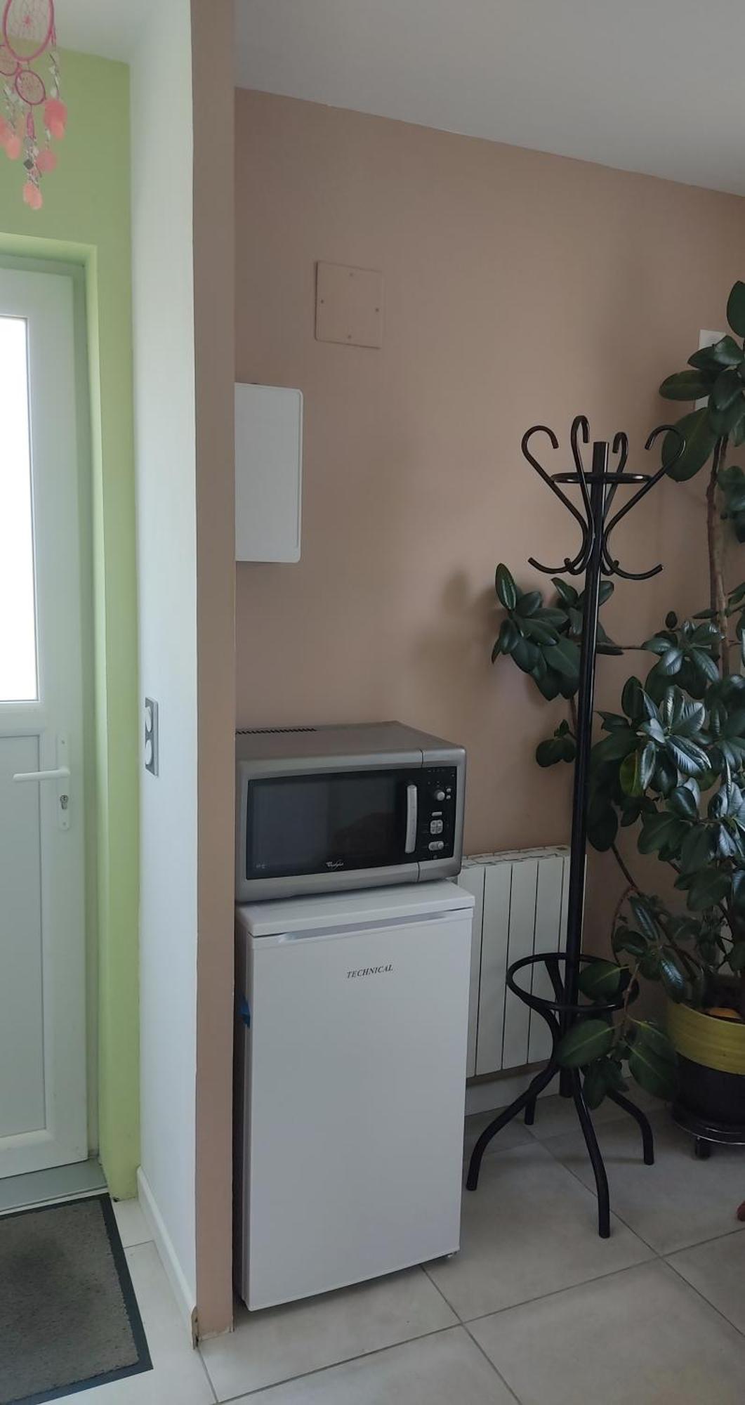 Chambre 20M2 Avec Salle De Bain Privee Dans Maison En Bois Лавор Екстериор снимка